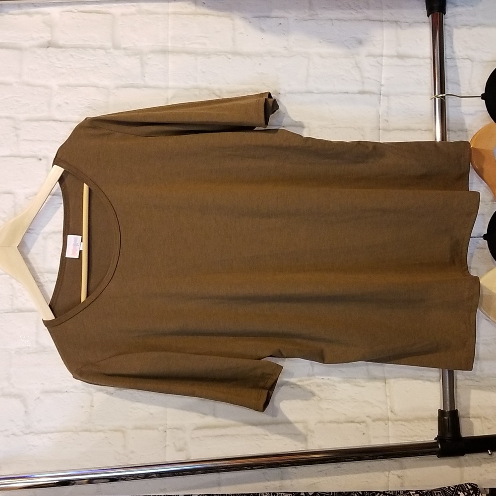 Gigi fitted top